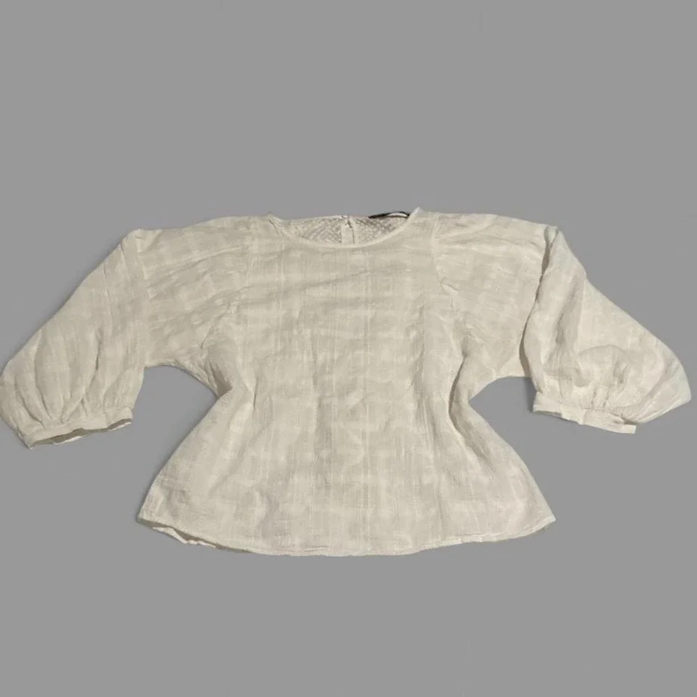 ZARA BASIC White Textured Lace Back‎ Puff Sleeve Boho Blouse Top M